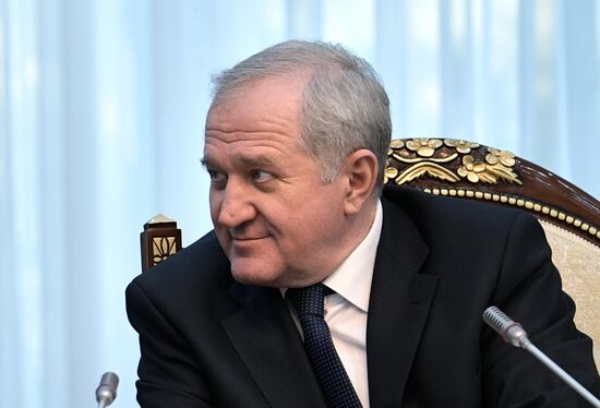 Vladimir Putin pays official visit to Kyrgyzstan