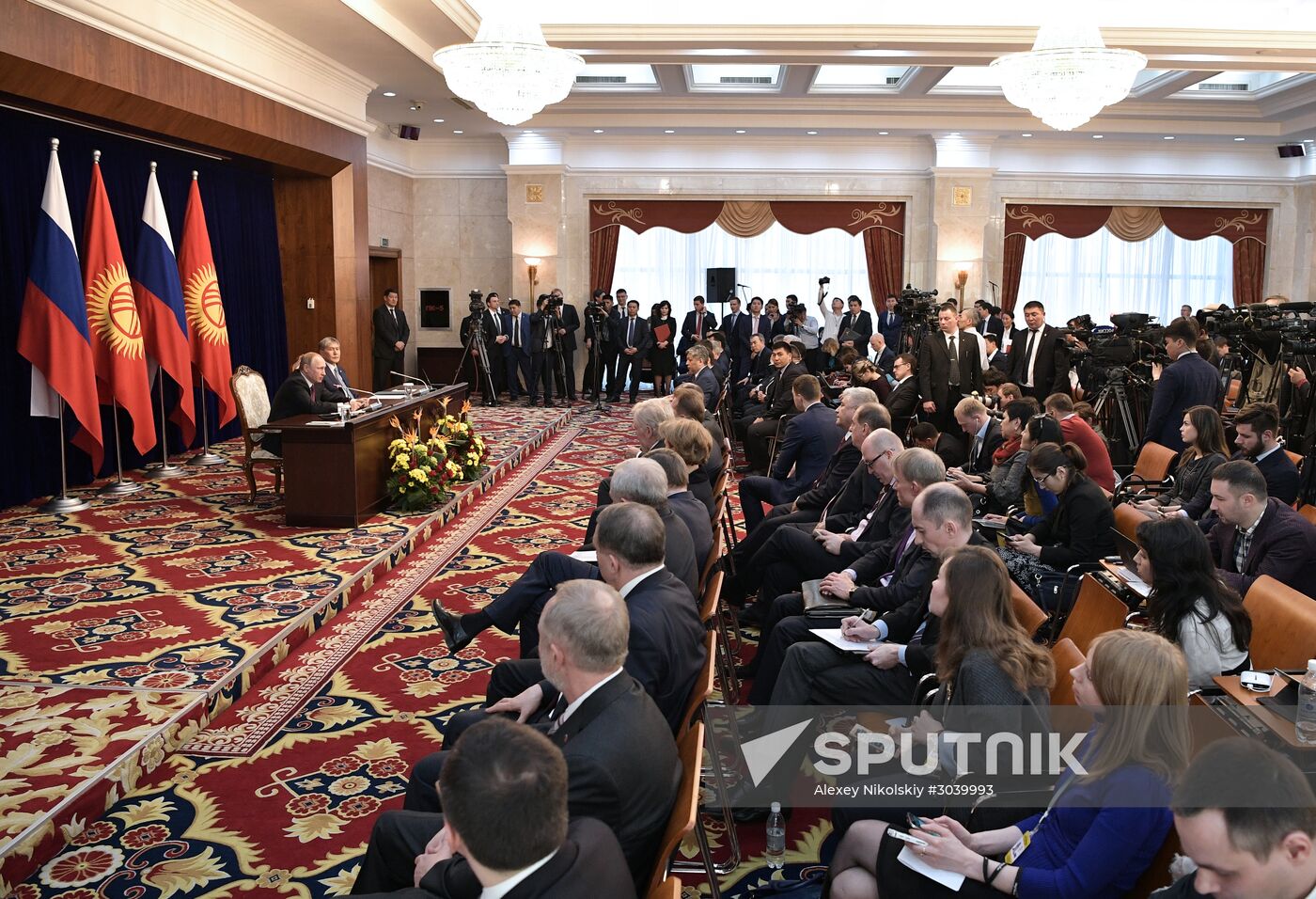 Vladimir Putin pays official visit to Kyrgyzstan