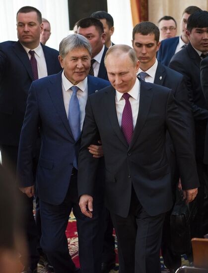 Vladimir Putin pays official visit to Kyrgyzstan