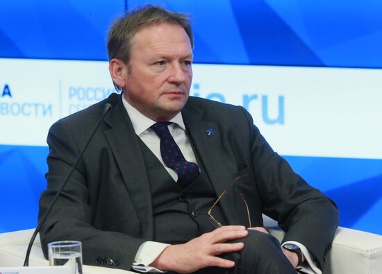 News conference "Growth strategy: management and political decisions for 2017"