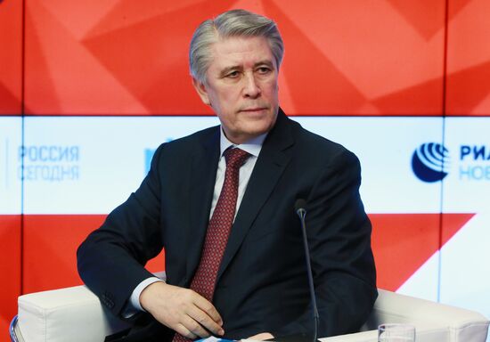News conference "Growth strategy: management and political decisions for 2017"