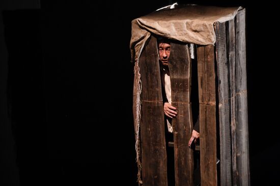 The Overcoat production at Golden Mask