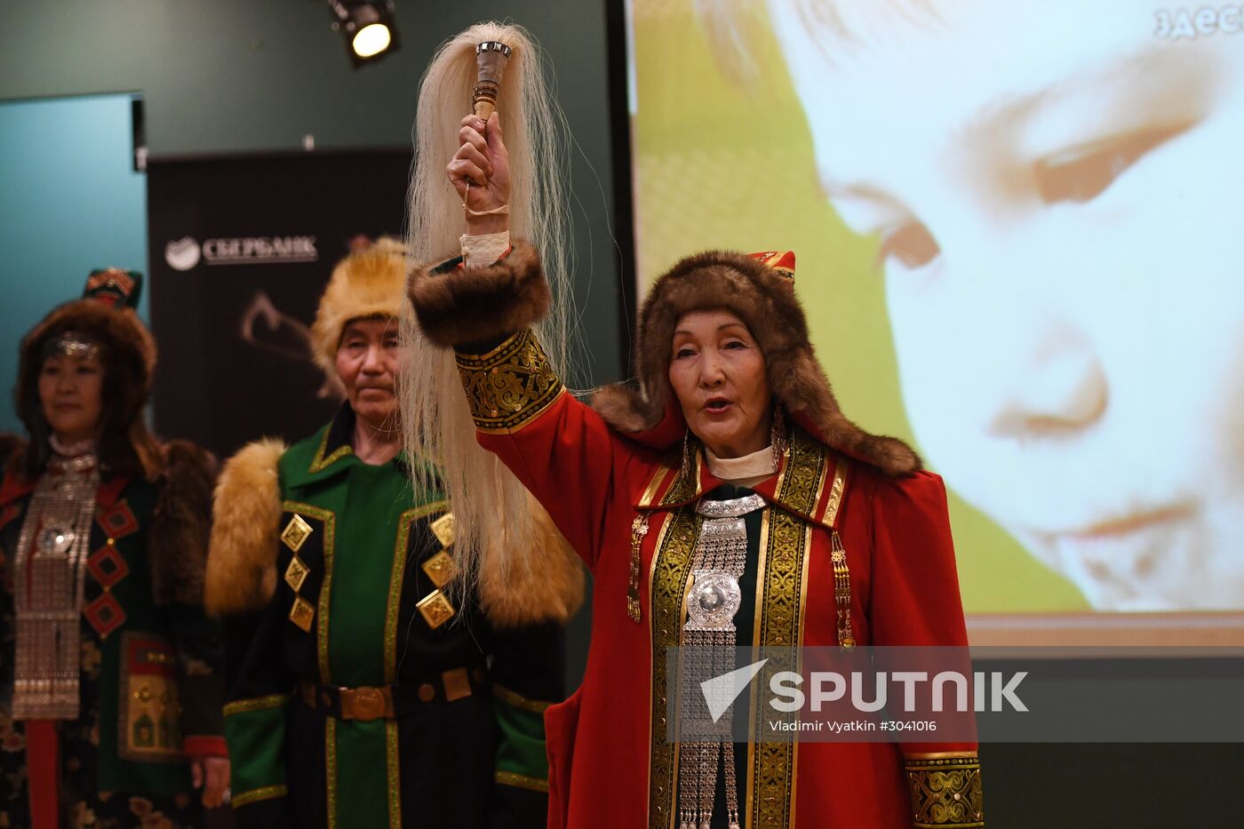 The Overcoat production at Golden Mask