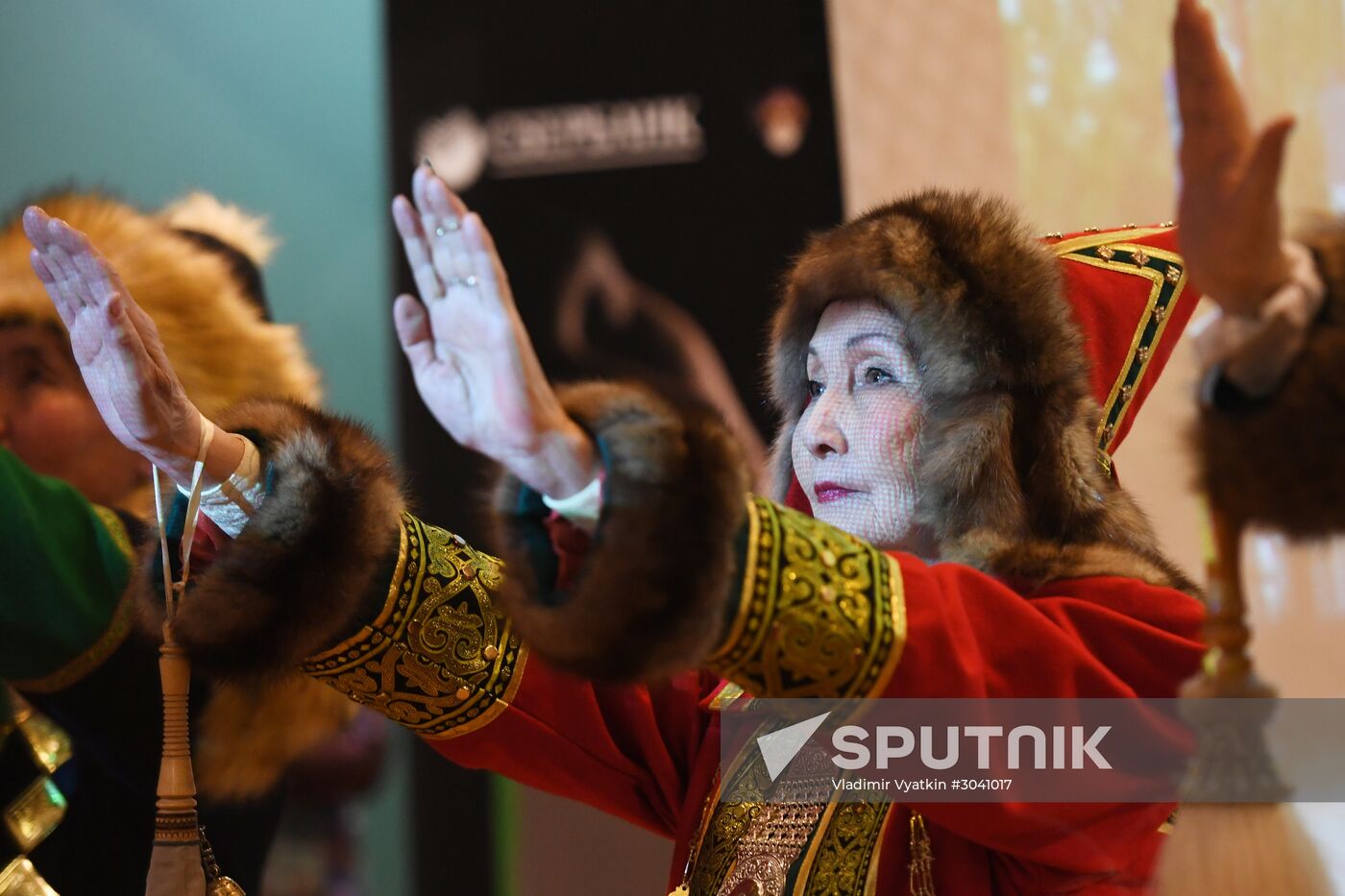 The Overcoat production at Golden Mask