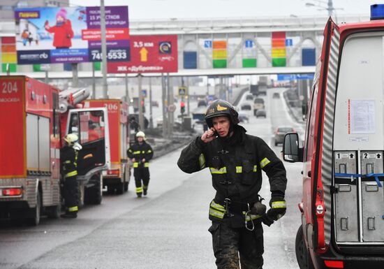Vehicle tunnel under construction collapses on Kaluzhskoye Motorway