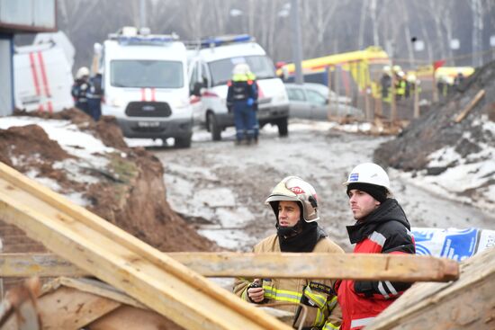 Vehicle tunnel under construction collapses on Kaluzhskoye Motorway