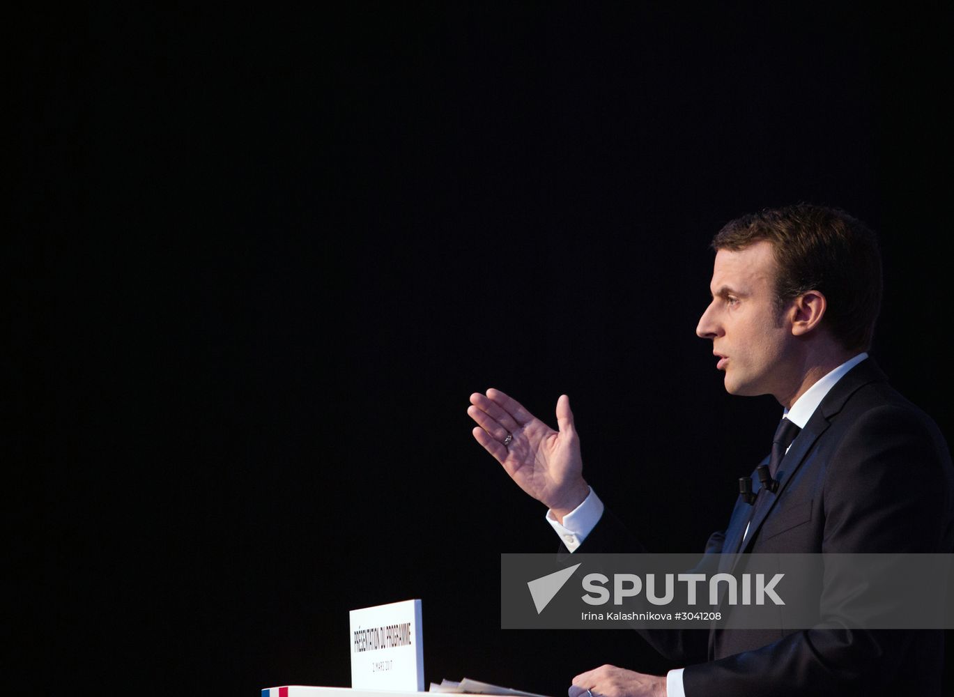 French presidential candidate Emmanuel Macron presents his program