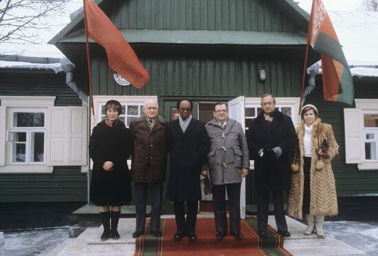 Foreign guests of the 27th CPSU Congress