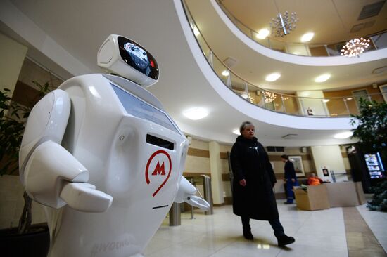 Assistant robot Metrosha to operate in Moscow Metro