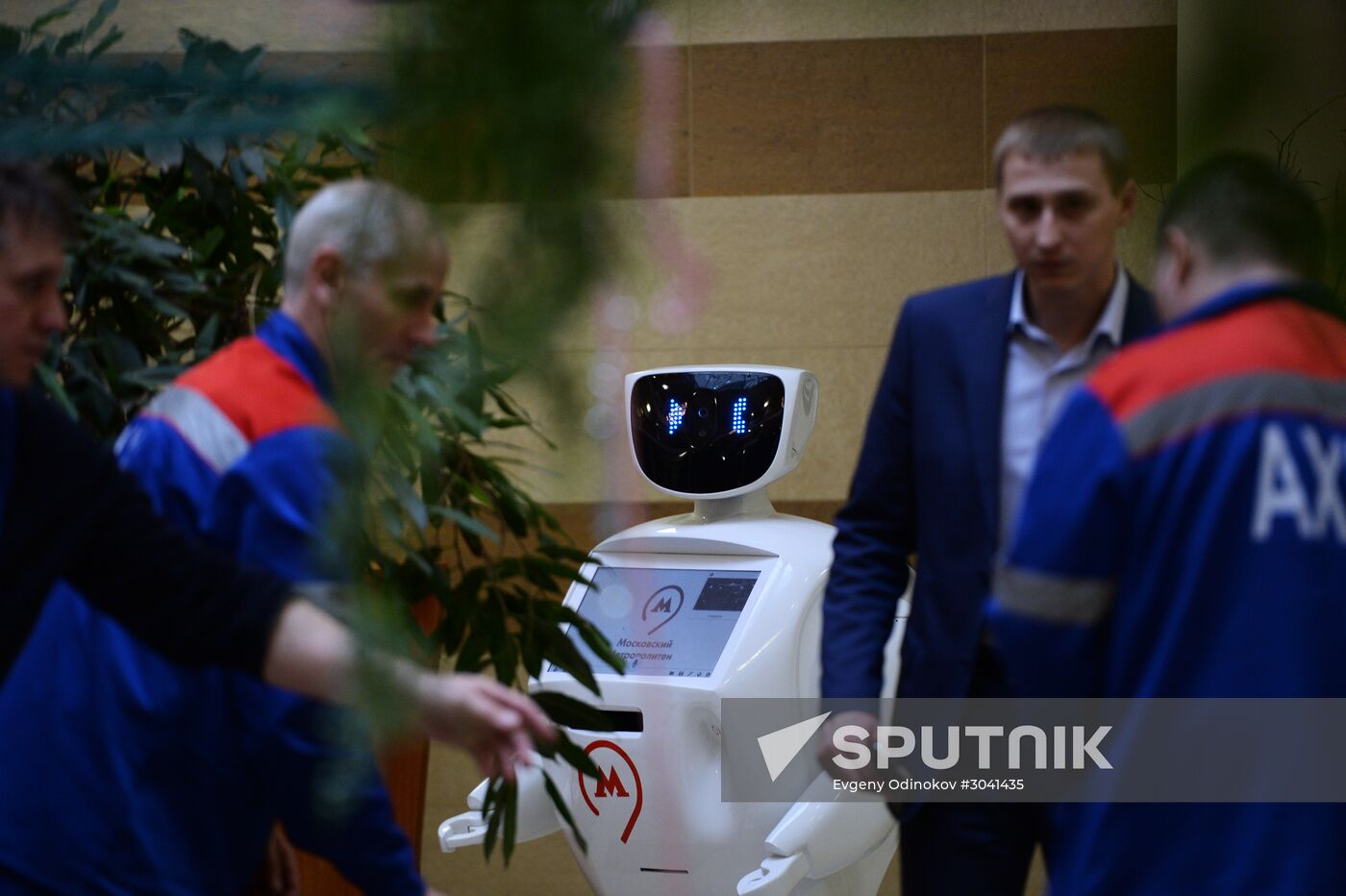 Assistant robot Metrosha to operate in Moscow Metro