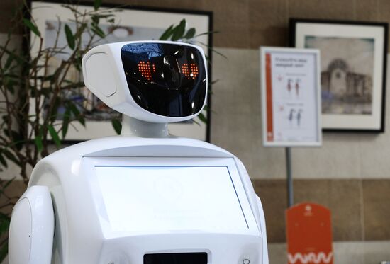 Assistant robot Metrosha to operate in Moscow Metro