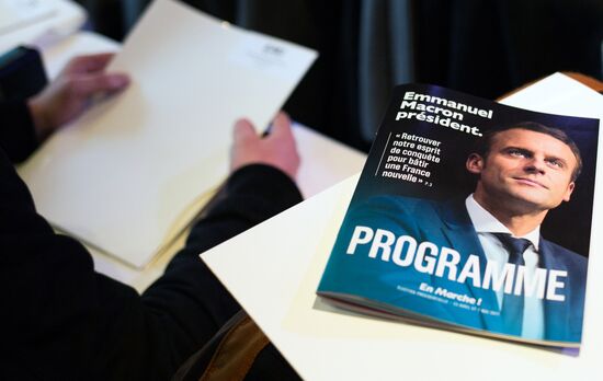 French presidential candidate Emmanuel Macron presents his program