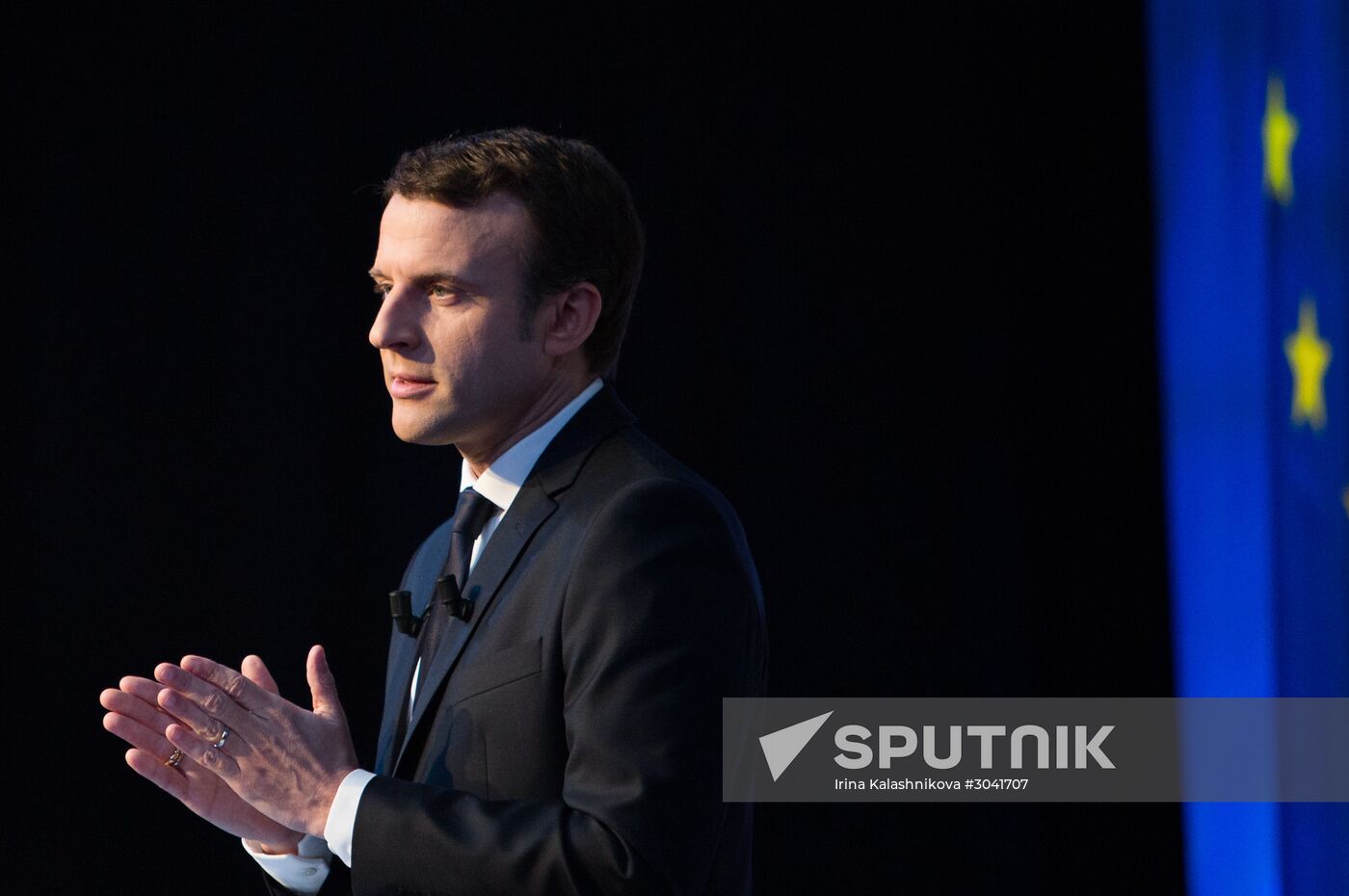 French presidential candidate Emmanuel Macron presents his program