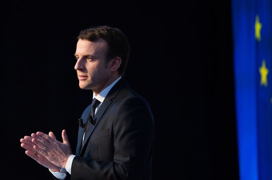 French presidential candidate Emmanuel Macron presents his program