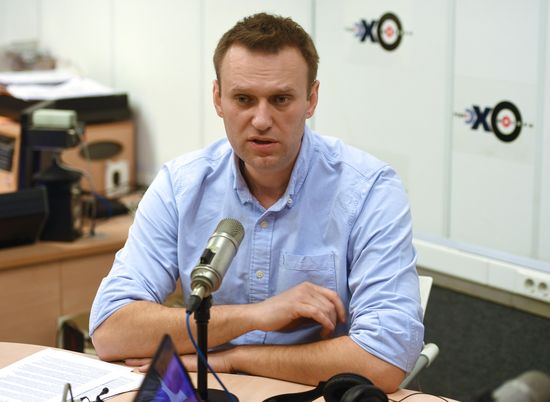 Alexei Navalny speaks live on Ekho Moskvy radio