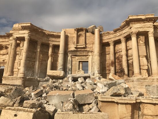 Palmyra recaptured by Syrian Arab Army backed by Russian Air Force