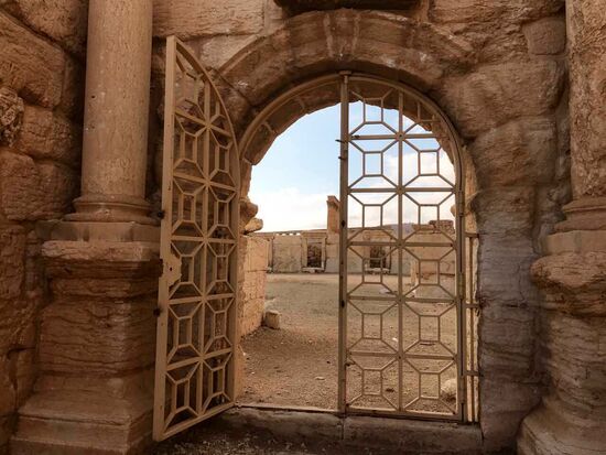 Palmyra recaptured by Syrian Arab Republic forces backed by Russian Aerospace Force