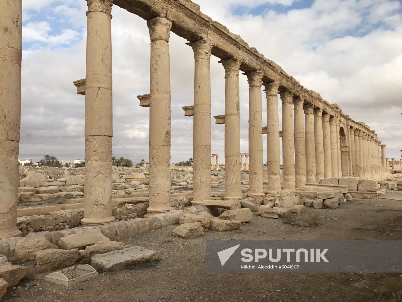 Palmyra recaptured by Syrian Arab Army backed by Russian Air Force
