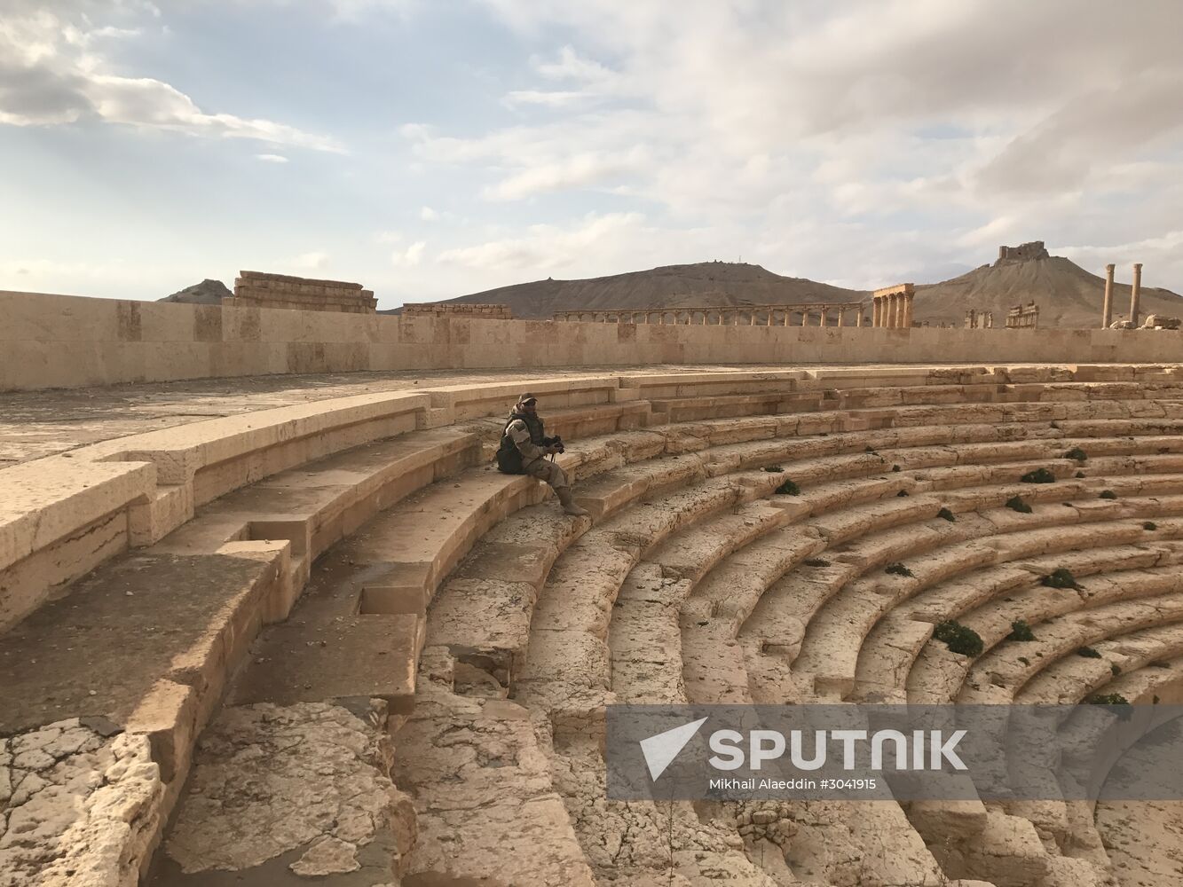Palmyra recaptured by Syrian government forces with Russia's support