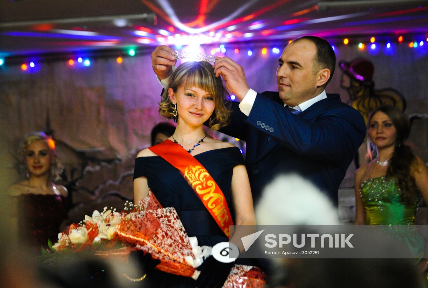 Miss Spring 2017 beauty pageant for convicts in Primorye Territory