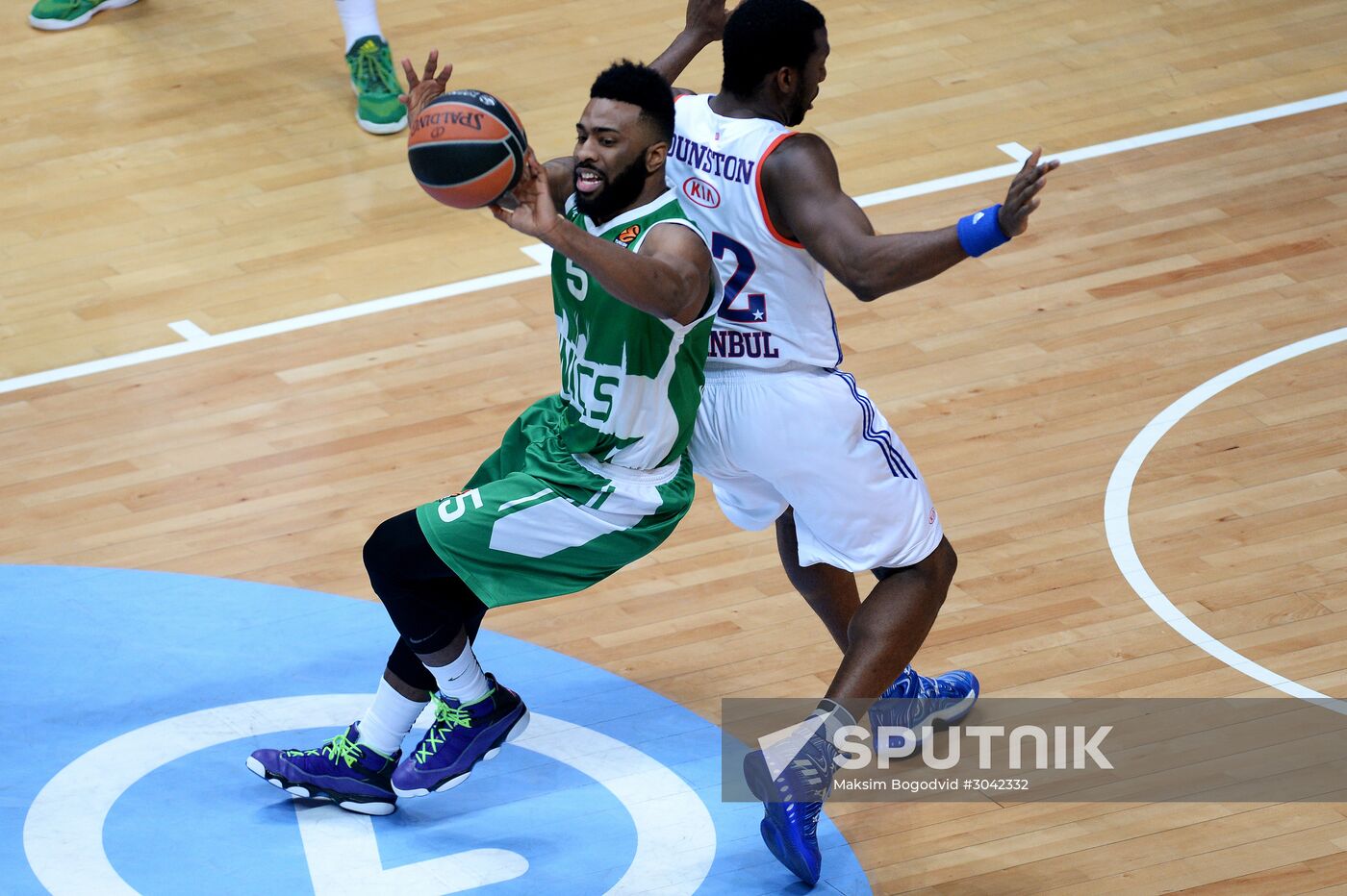 Euroleague Basketball. UNICS vs. Anadolu Efes