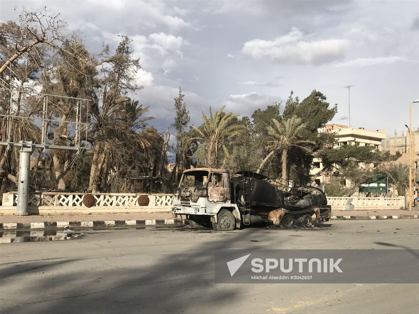 Palmyra recaptured by Syrian Arab Army backed by Russian Air Force