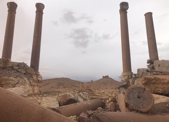 Palmyra recaptured by Syrian Arab Army backed by Russian Air Force