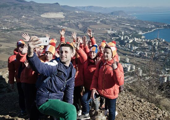 Grand Ecological Marathon "My Blooming Planet" kicks off in Artek child center