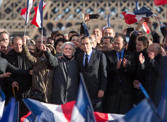 Rally to support Francois Fillon in Paris