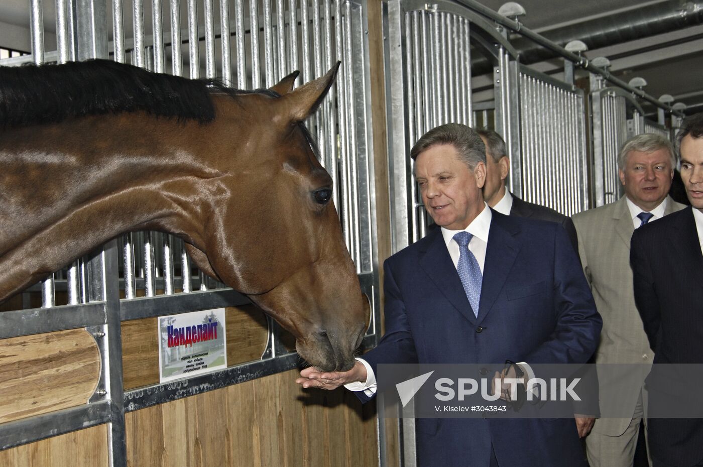 Boris Gromov's visit to Otrada equestrian club