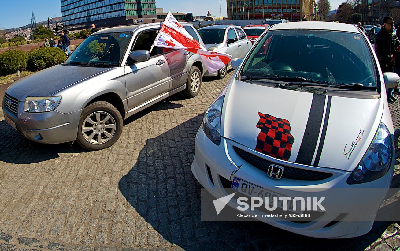 Car owners stage protest in Tbilisi