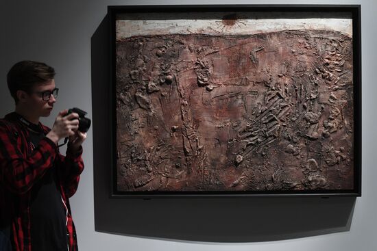 Exhibition, Facing the Future: Art in Europe 1945-1968, opens