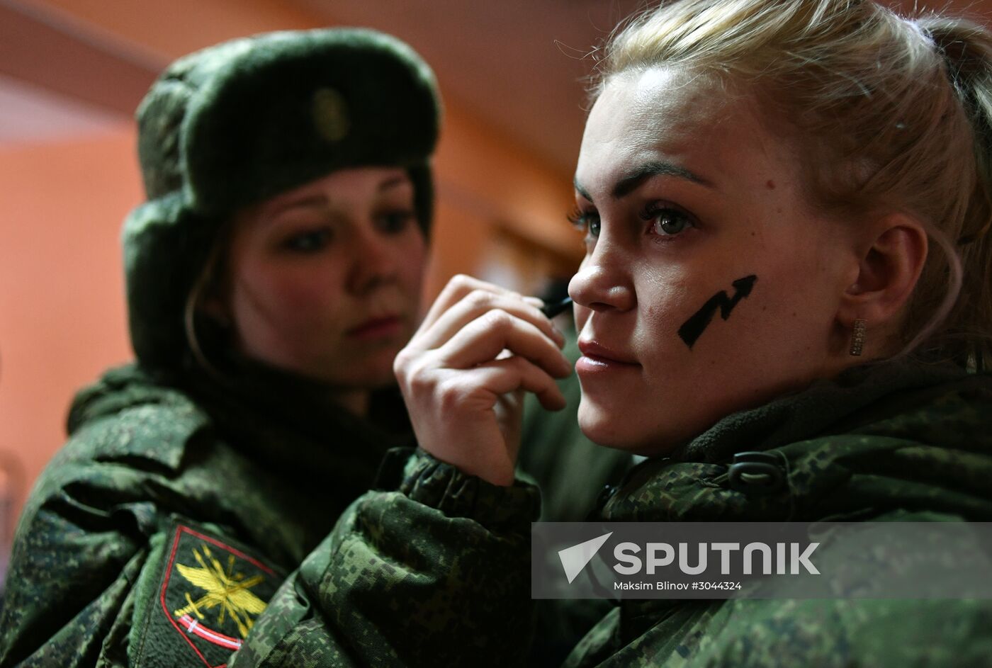 Makeup for Camouflage beauty contest