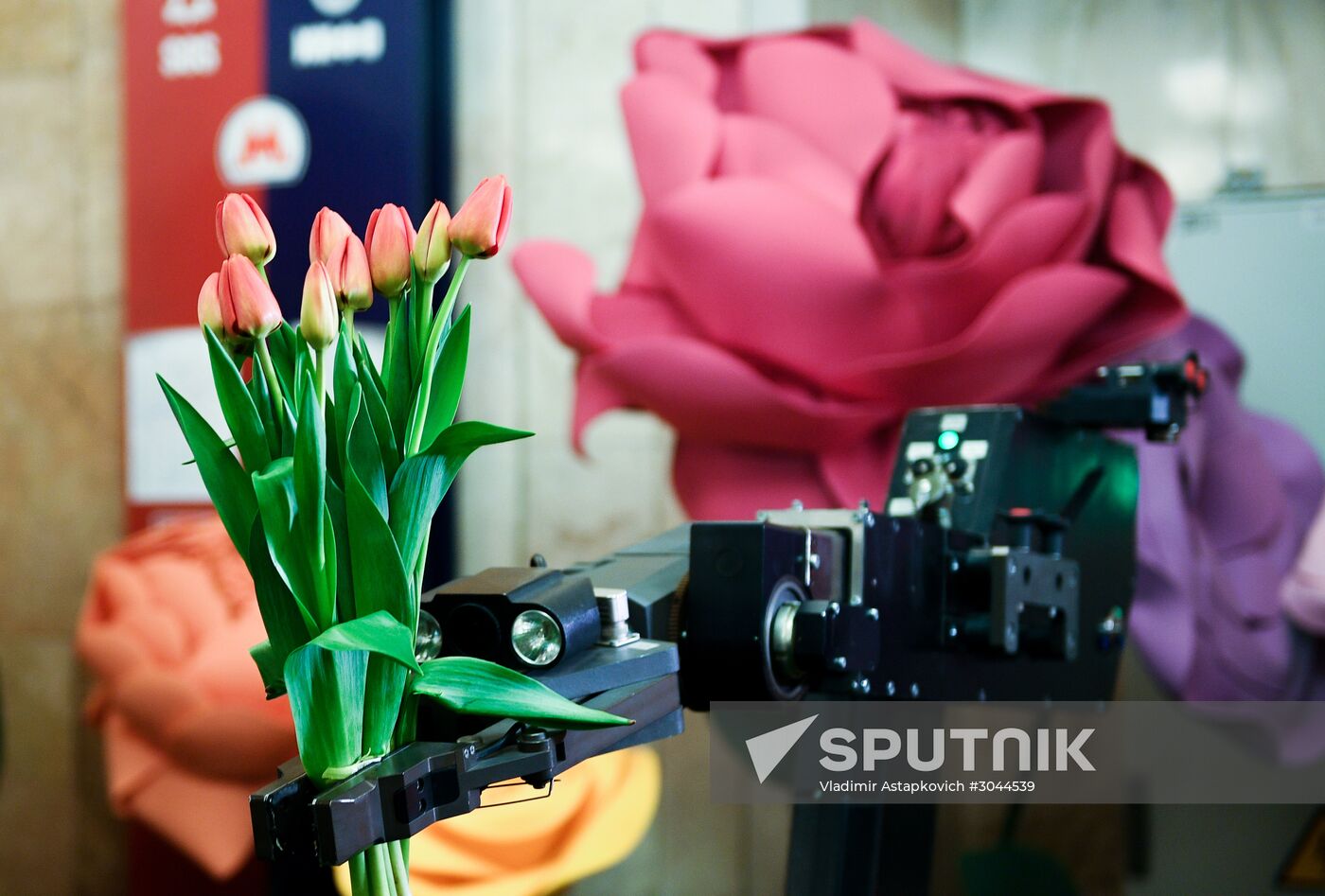 Emergencies Ministry officers congratulate women on upcoming International Women's Day