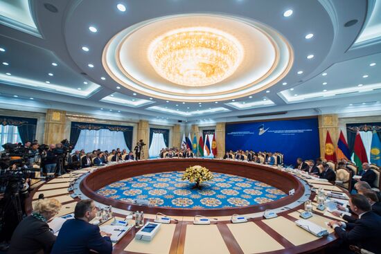 Prime Minister Medvedev's official visit to Kyrgyzstan