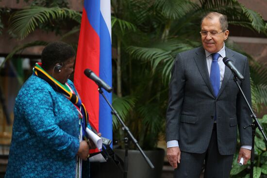 Opening of exhibiton dedicated to 25th anniversary of diplomatic relations between Russia and South Africa