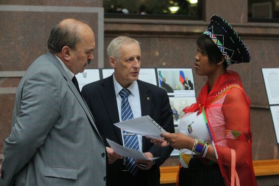 Opening of exhibiton dedicated to 25th anniversary of diplomatic relations between Russia and South Africa