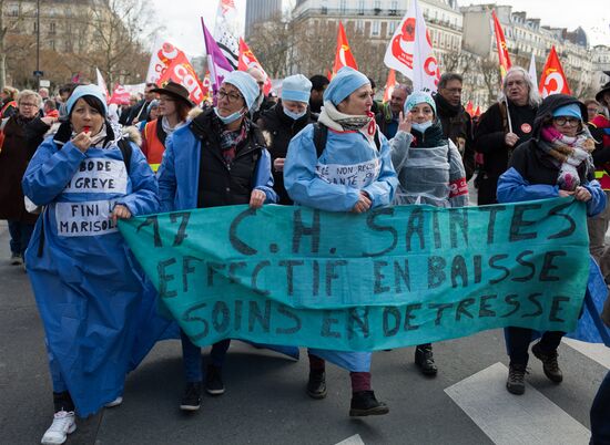 French presidential candidate Mélenchon attends medics' rally in Paris