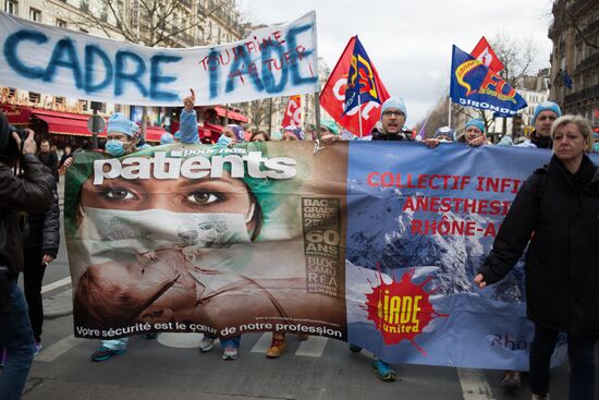 French presidential candidate Mélenchon attends medics' rally in Paris