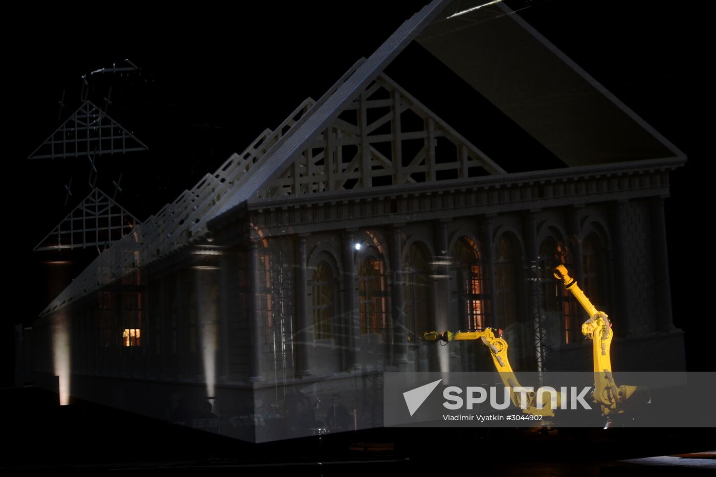 Multimedia project "Manege. 200 Years"