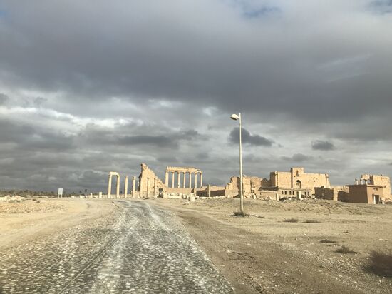 Palmyra recaptured by Syrian Arab Army backed by Russian Air Force