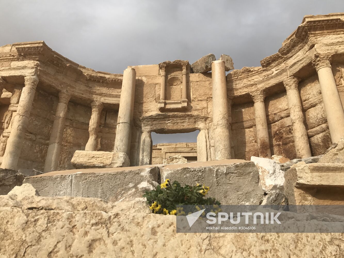 Palmyra recaptured by Syrian Arab Army backed by Russian Air Force