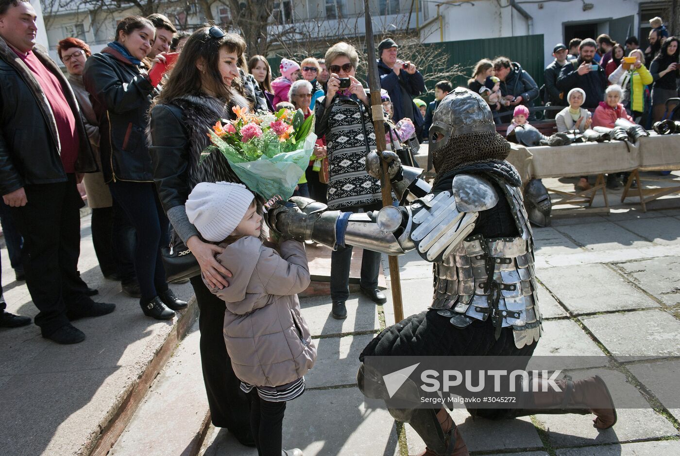 "Joust for Those Beautiful Dames" theatrical show in Crimea