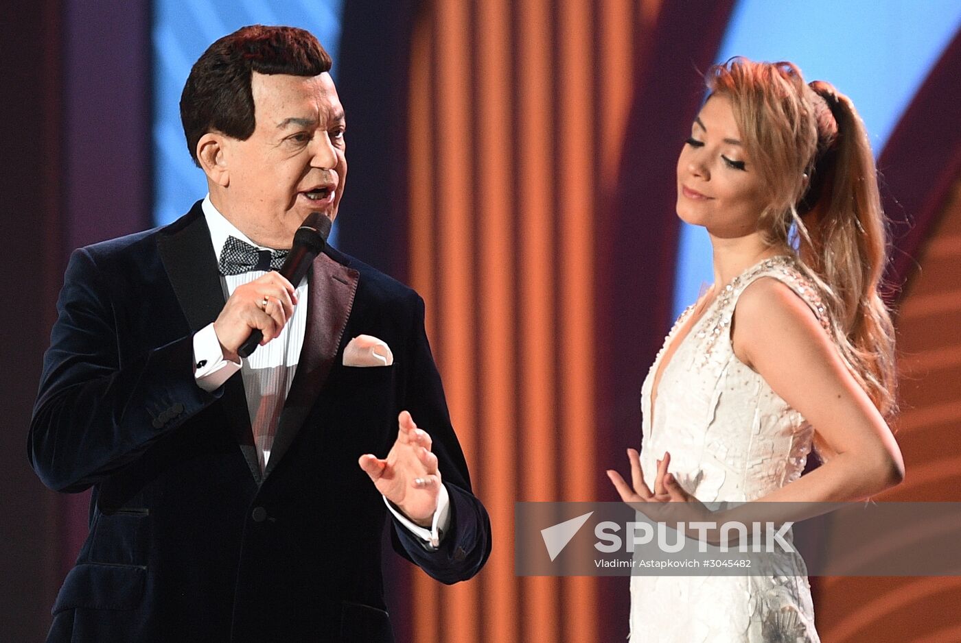 Holiday show by Valentin Yudashkin