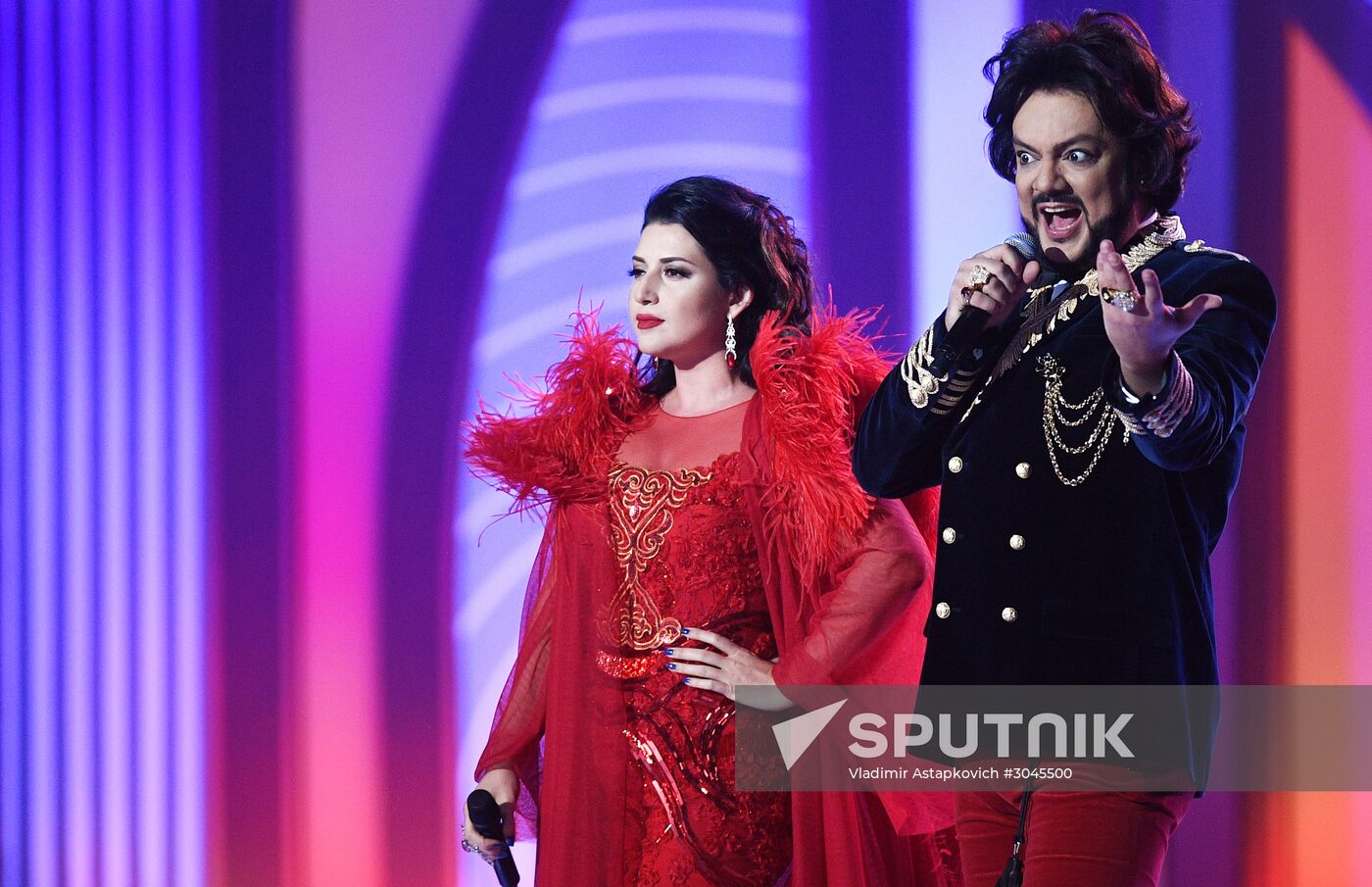 Valentin Yudashkin's show