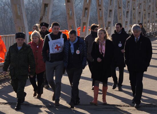 President of the International Committee of the Red Cross Peter Maurer visits Stanytsia Luhanska