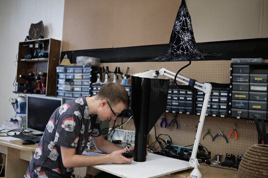 Demostration of biggest 3D printer