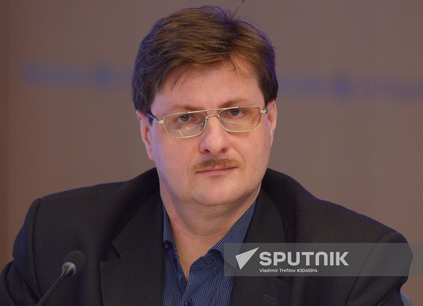 Roundtable discussion "Fall of the Great Empire: Ahead of the 100th anniversary of the Russian Revolution"