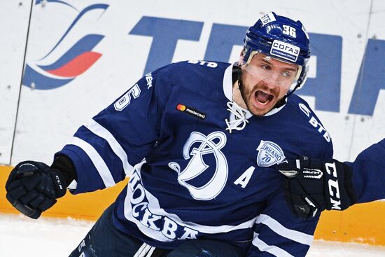 Kontinental Hockey League. Dynamo Moscow vs. SKA