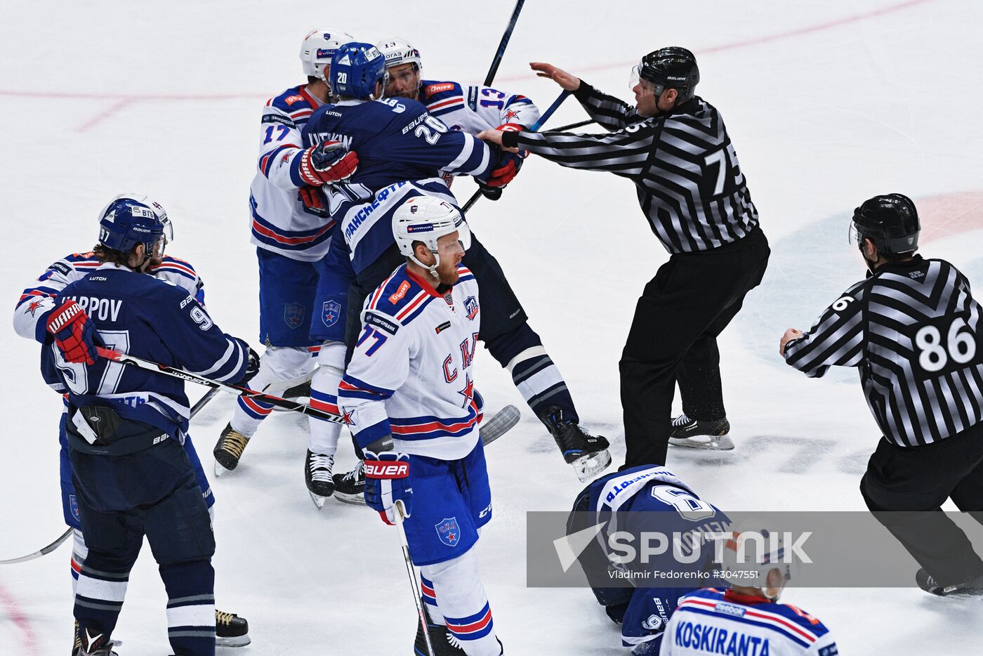 Kontinental Hockey League. Dynamo Moscow vs. SKA